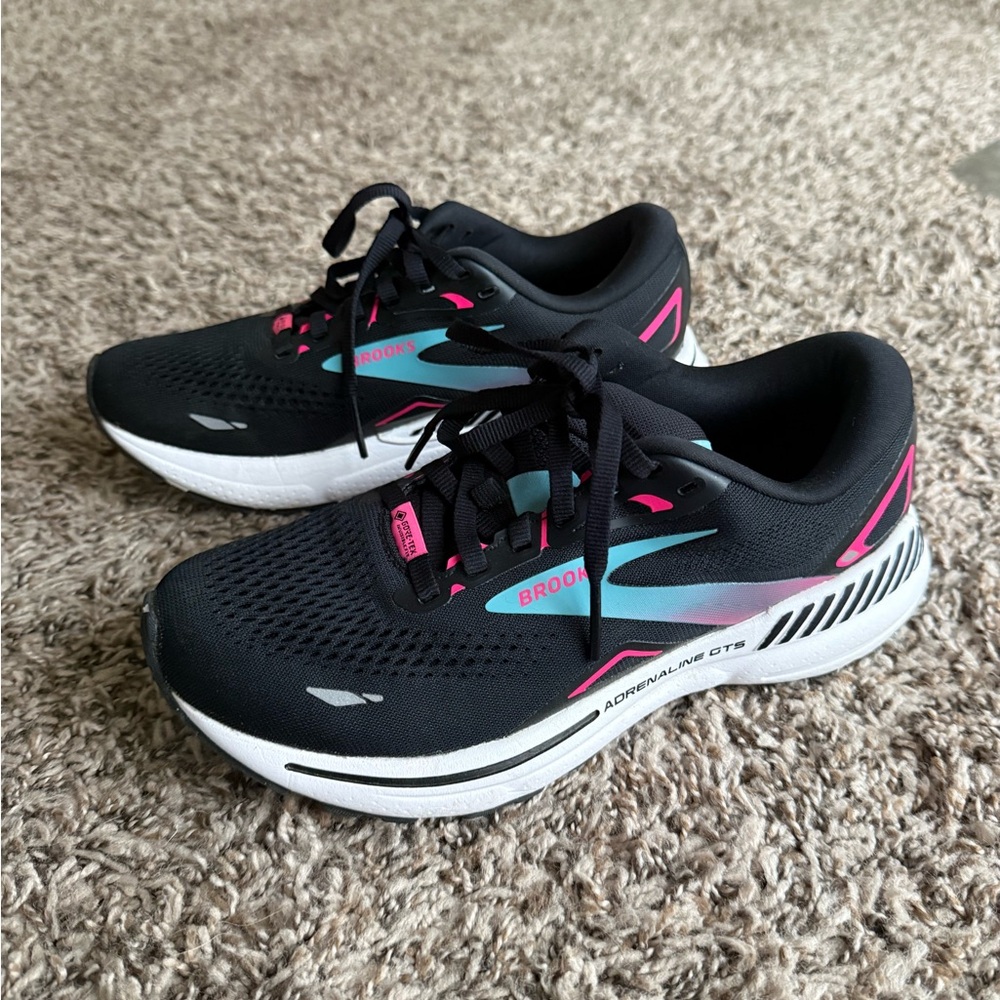 Brooks Women's Running Shoes - Black with Pink & Teal Accents